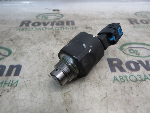 Регулятор тиску палива 226700138R RENAULT