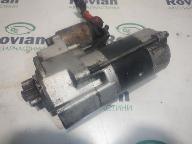 Стартер автомобільний 233005X00B NISSAN