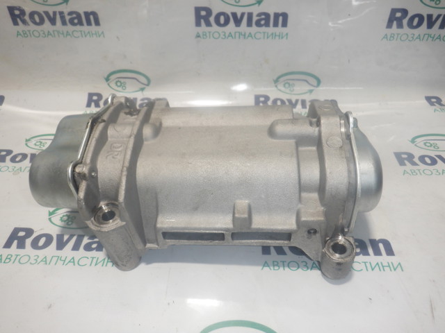 Корпус балансувального механізму 25181048 GM