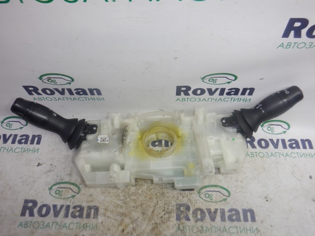 Перемикач підрульовий 255670001R RENAULT