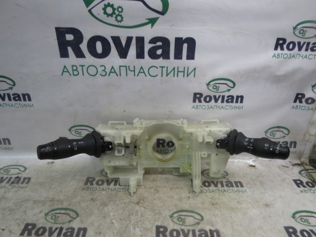 Перемикач підрульовий, в зборі 255670001R RENAULT