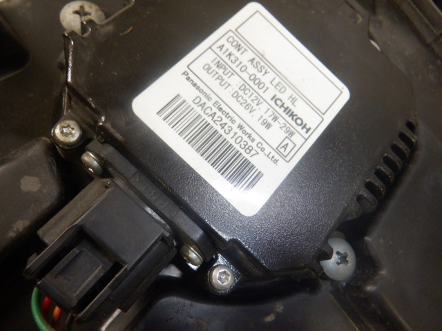 Фара правая 260103NA1A NISSAN