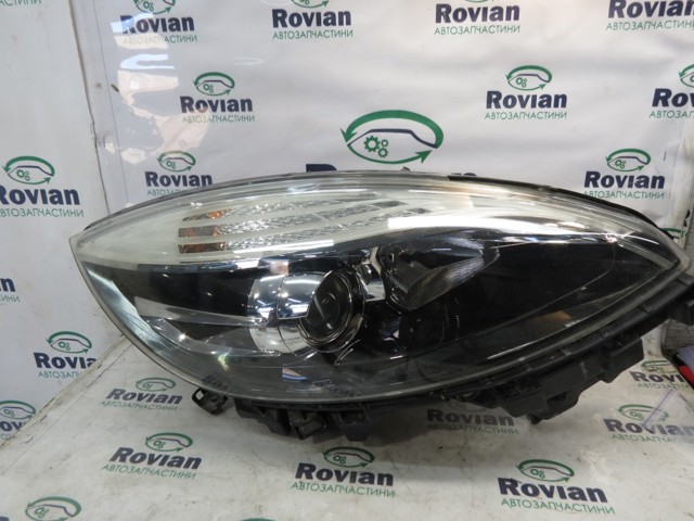 Фара передня права 260106928R RENAULT