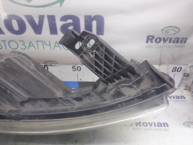 Права блок фара 260108268R RENAULT
