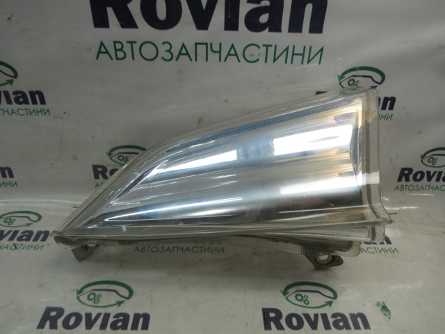 Покажчик повороту лівий 261853NL0A NISSAN