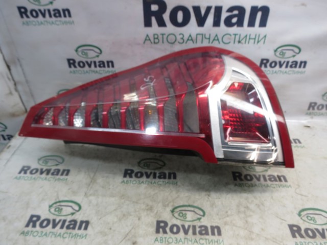 Задній правий стоп 265500013R RENAULT