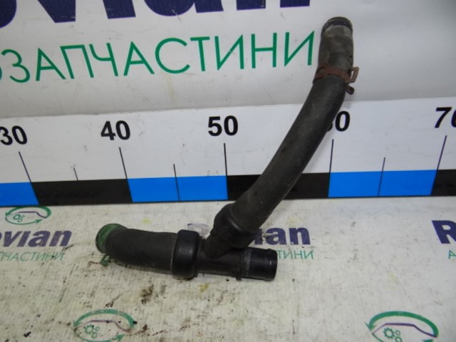 Патрубок системи охолодження 271A20005R RENAULT