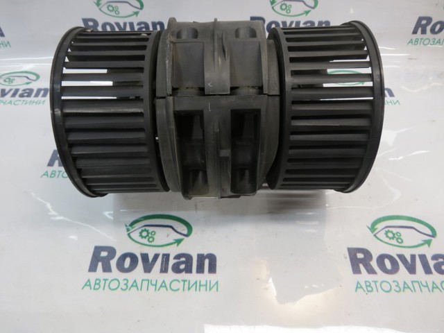 Електромотор пічки 272109961R RENAULT