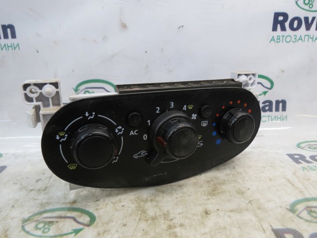 Регулятор вентилятора обігрівача 275107242R RENAULT