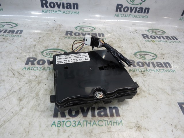 Модуль керування (ЕБУ) клімат-контролем 277606RR1D NISSAN