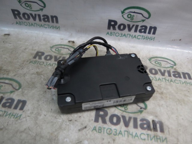 Блок керування мультимедійний 280246043R RENAULT