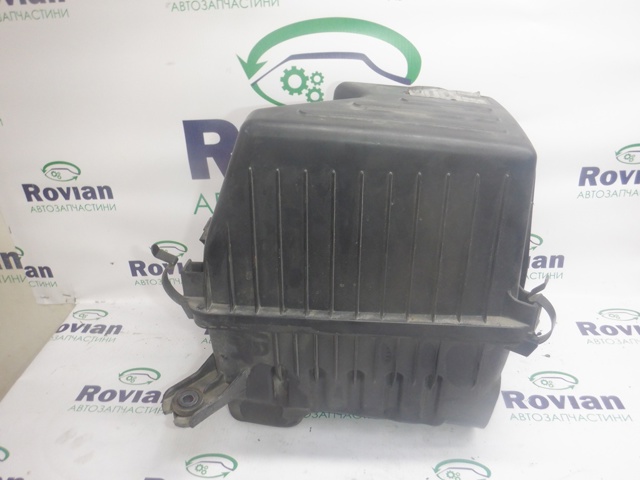 Корпус повітряного фільтра, нижня частина 281122B200 HYUNDAI