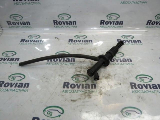 ГЦЗ 306101808R RENAULT