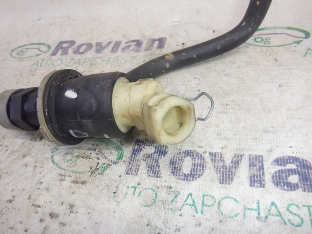 Циліндр зчеплення 306104294R RENAULT