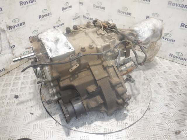 Коробка роздавальна в зборі 3242A105 MITSUBISHI