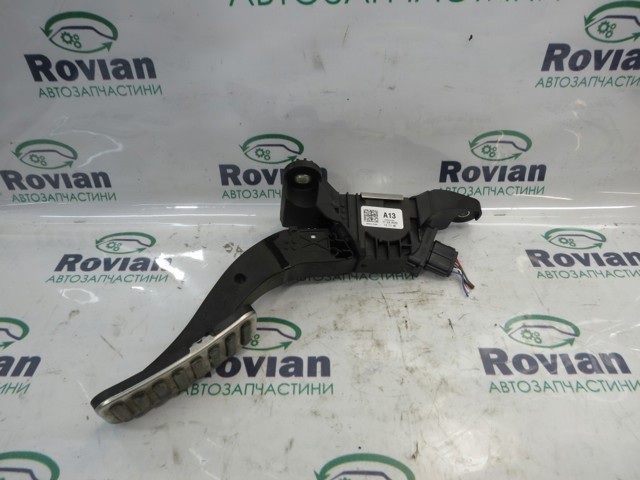 Підаль газу 32700H8110 HYUNDAI