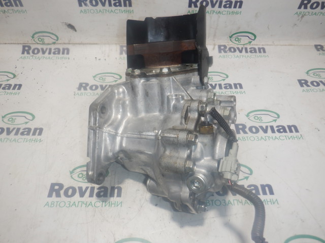 Коробка роздавальна в зборі 331006RC0B NISSAN