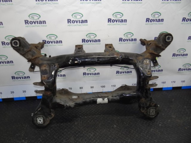 Балка задньої підвіски поперечна 33316792474 BMW
