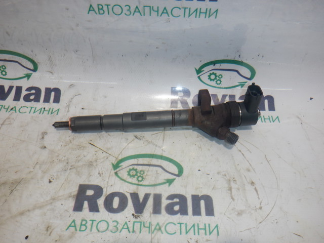 Форсунка паливна 338004A170 HYUNDAI