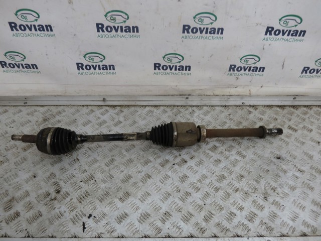 Привід передній правий 391003147R RENAULT