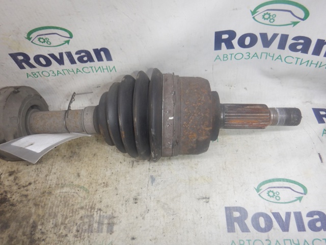 Привід правий 391006276R RENAULT