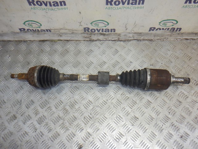 Привід лівий 391015061R RENAULT