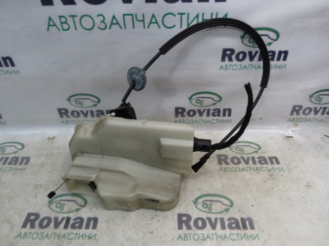 Замок передніх пасажирських дверей 3D1837016AC VAG