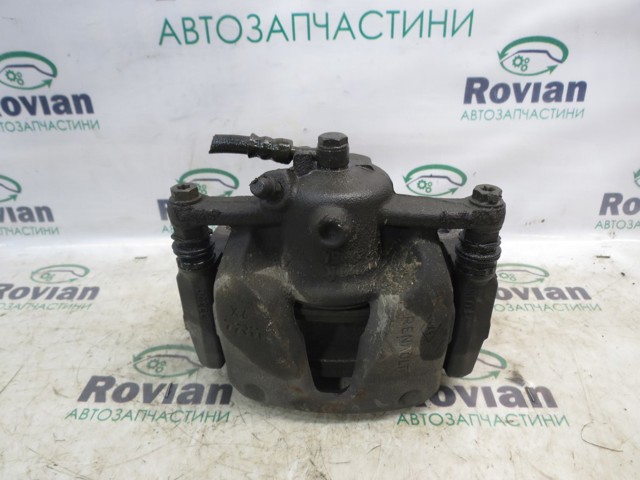 Супорт гальмівний, передній, правий 410012354R RENAULT