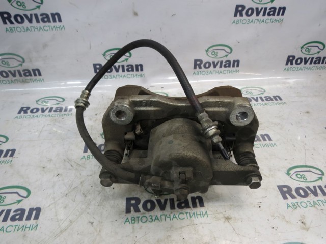 Супорт гальмівний, передній, правий 410016RA0A NISSAN