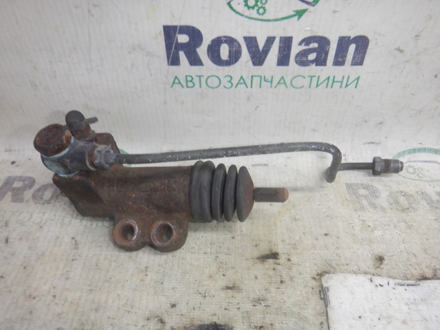 Циліндр зчеплення робочий 4171023010 HYUNDAI