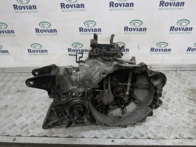 Ручна коробка передач 4300039942 HYUNDAI