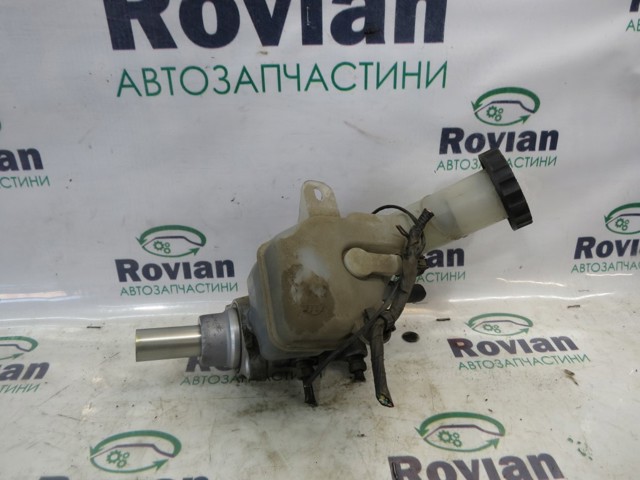 Циліндр головний гальма (Гідротормоз) Міцубісі Лансер 10