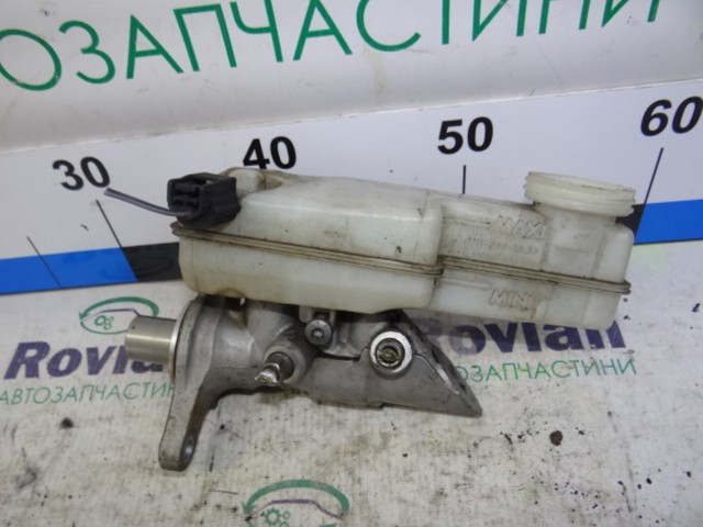 Бачок гальмівної рідини 460910010R RENAULT