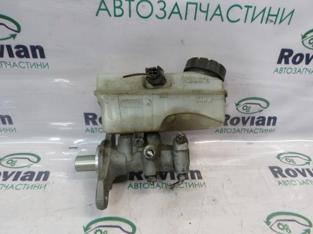 Бачок гальмівної рідини 460916346R RENAULT