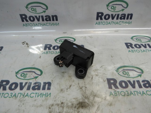 Датчик поперечного прискорення (ESP) 479300584R RENAULT