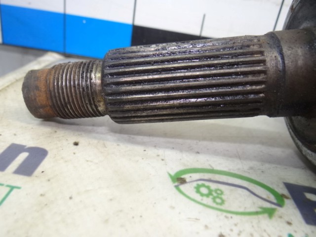 Піввісь передня, права 495003E111 HYUNDAI