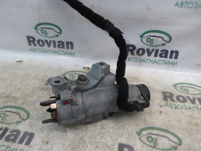 Замок запалювання 4B0905851C VAG