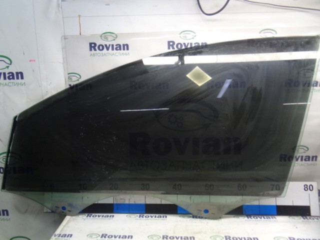 Вікно (передніх дверей) двері 4L0845201 VAG