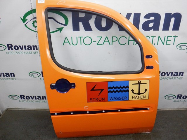 Дверка передня права doblo 2004-2010, обклеєна рокалом, є незначні подряпини, бу-180005 51847704