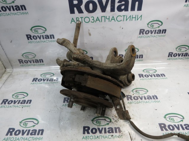 Цапфа поворотна права 527201H500 HYUNDAI