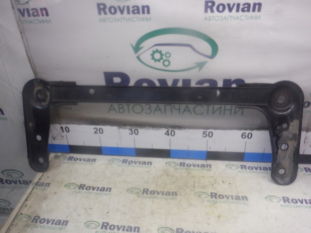 Кронштейн передньої балки 544640003R RENAULT