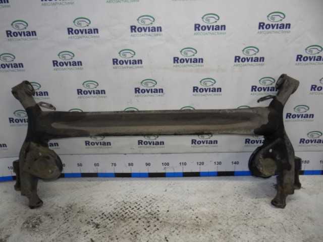 Балка задньої підвіски, підрамник 555014EA0A NISSAN