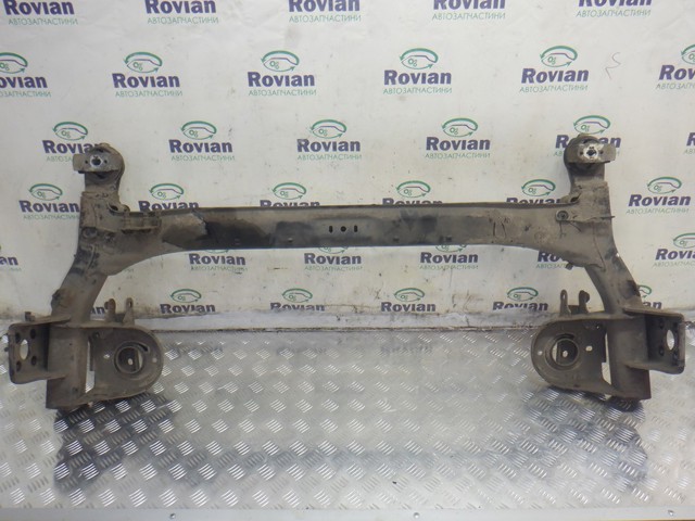 Балка задньої підвіски, підрамник 555019220R RENAULT