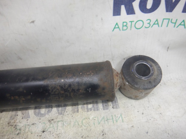 Амортизатор задній 562105043R RENAULT