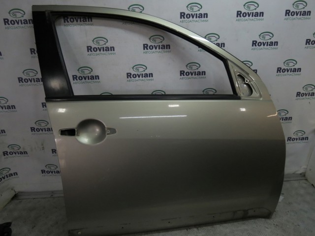 Дверка передня права 5700A278 MITSUBISHI