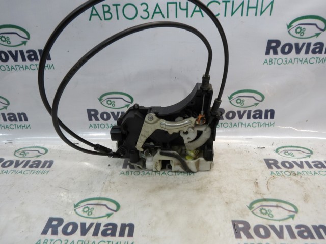 Замок передніх пасажирських дверей 5715A326 MITSUBISHI