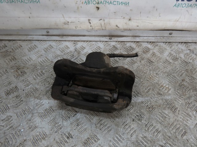 Супорт гальмівний, передній, правий 581300Z000 HYUNDAI