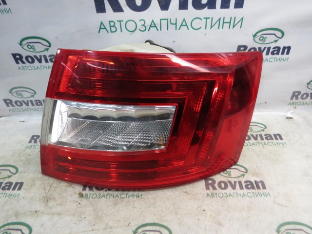 Задні ліхтарі 5E5945112 VAG