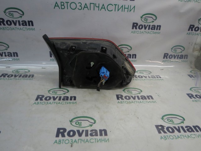 Стоп задній 5NA945307D VAG