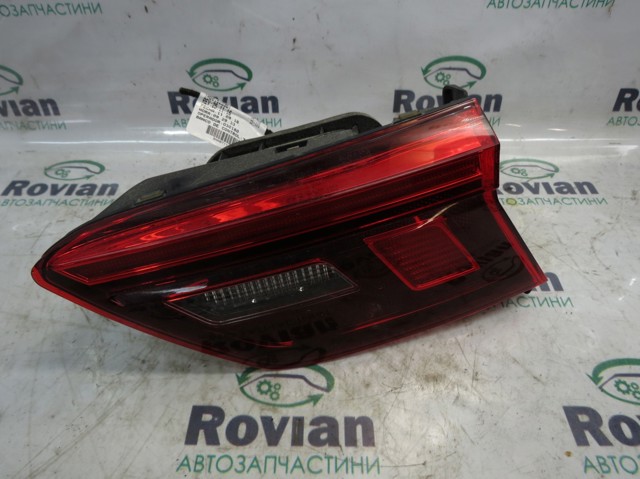 Стоп задній 5NN945094 VAG